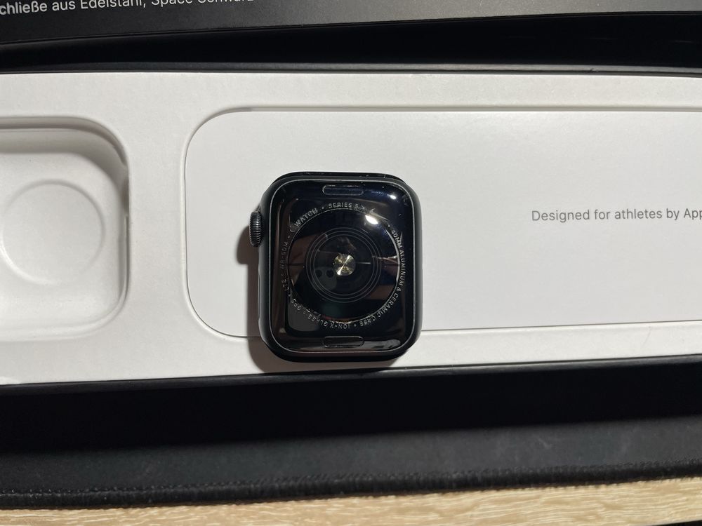 Apple watch 5 celullar 40mm  Nike edition