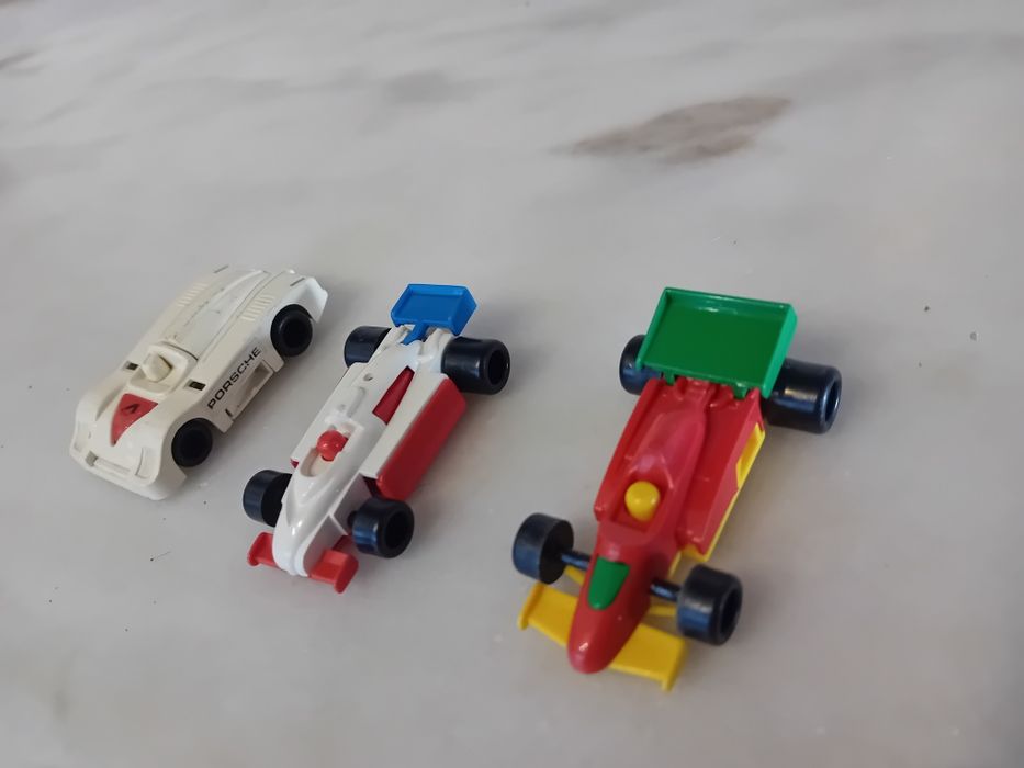 Conjunto de 3 Carrinhos em Plástico Antigos