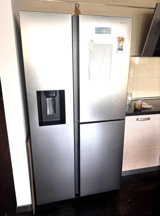 Холодильник Side-by-side Samsung RH64DG53R3S9UA