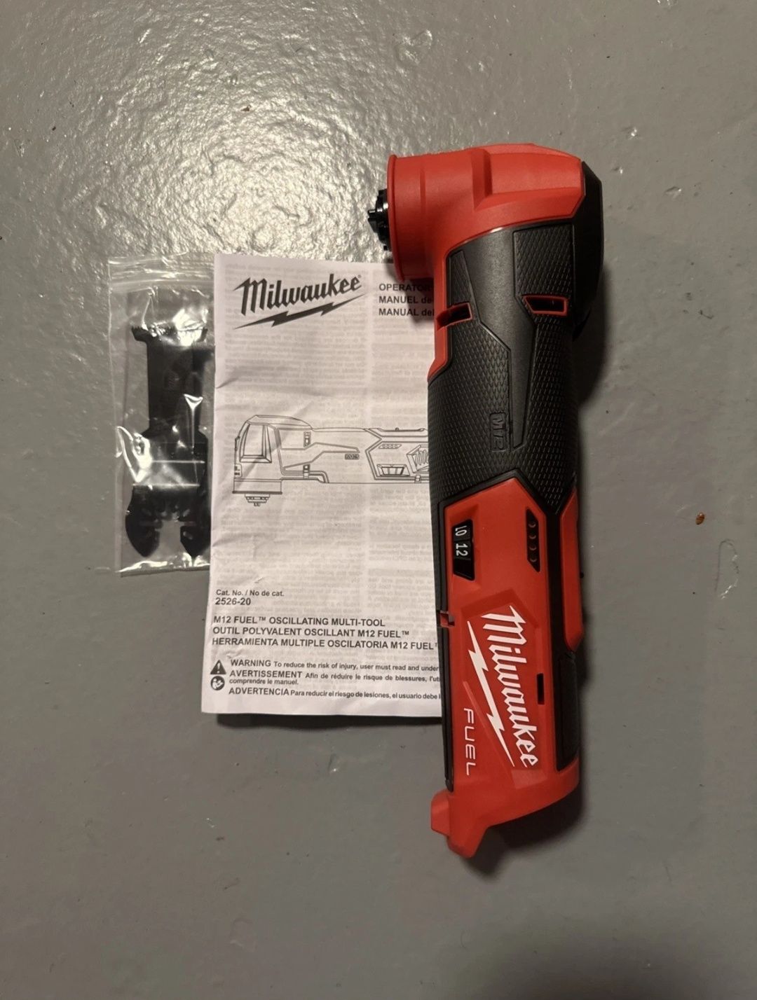 Акумуляторний мультирізак Milwaukee M12 2526-20 (FMT-0) FUEL із США