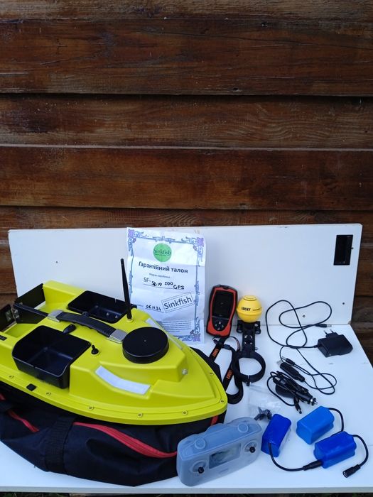 Риболовний кораблик D-19 GPS + ехолот