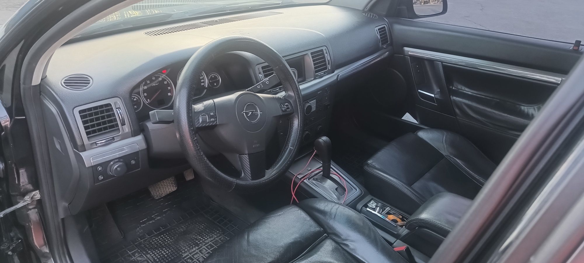 Продам opel vectra c 2006 года ГАЗ бензин .
