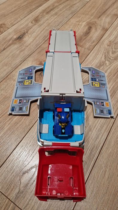 Patrolowiec Psi Patrol Chase samochód
