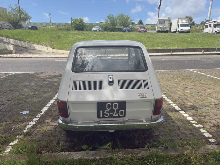 Fiat 126 branco (1974)
