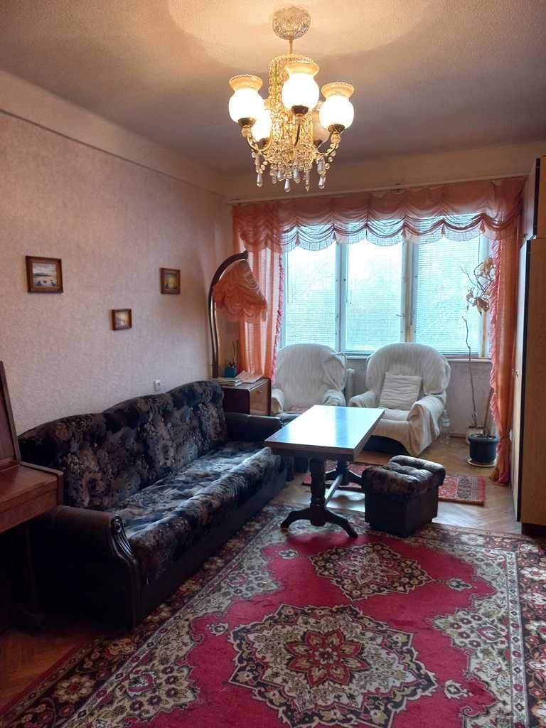 Василия Липковского  15 чешка ,продажа  3 к.чешка  72 м.кв  84600 у.е