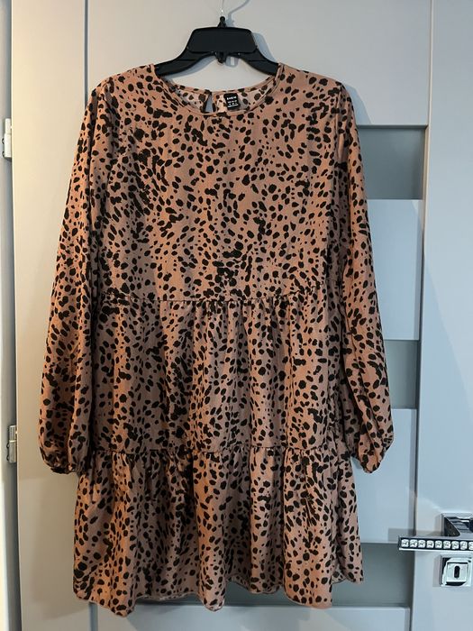 Shein sukienka panterka cetki roz.38