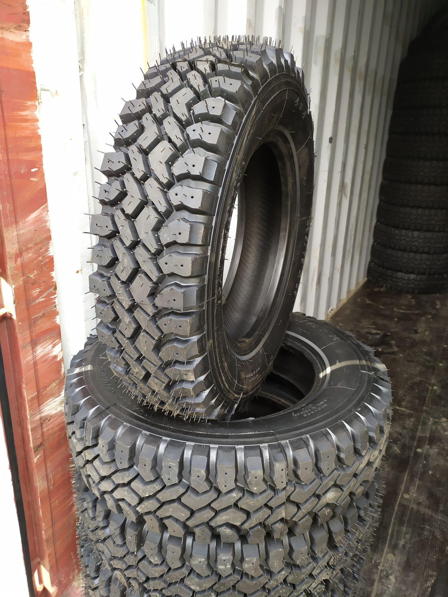 Opony Bieżnikowane 205/75R16C 4x4 M/T Dakar Jasło Montaż