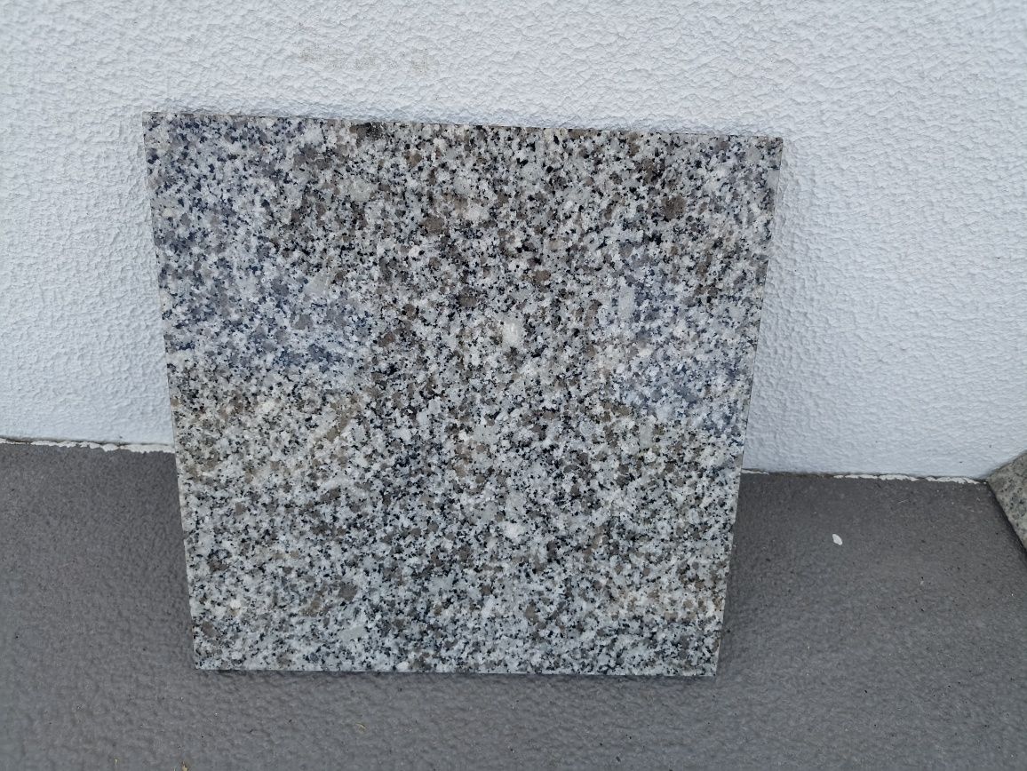 Granito polido 30x30x12mm