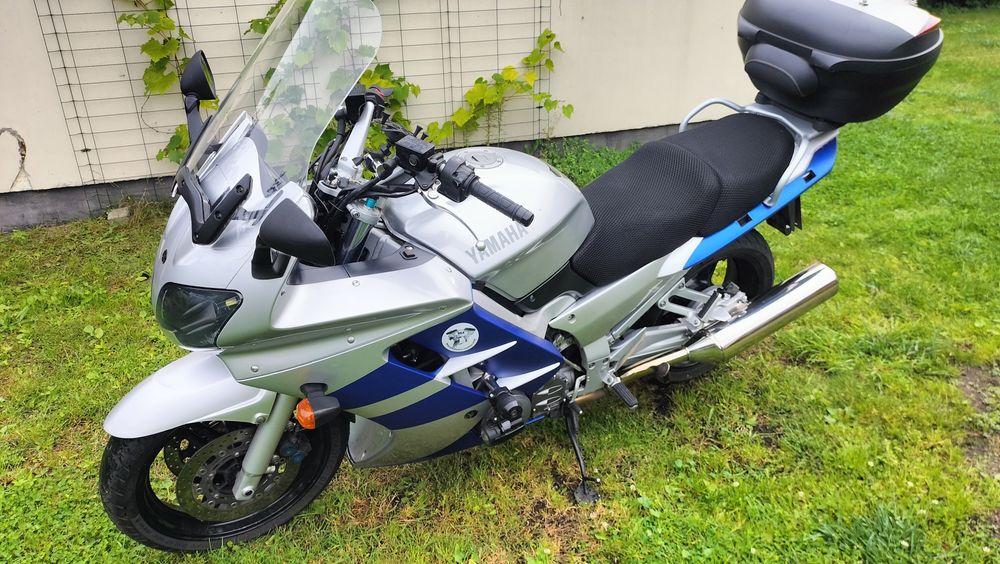 Yamaha fjr 1300.