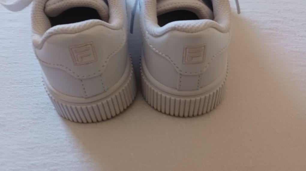 Tenis menina FILA