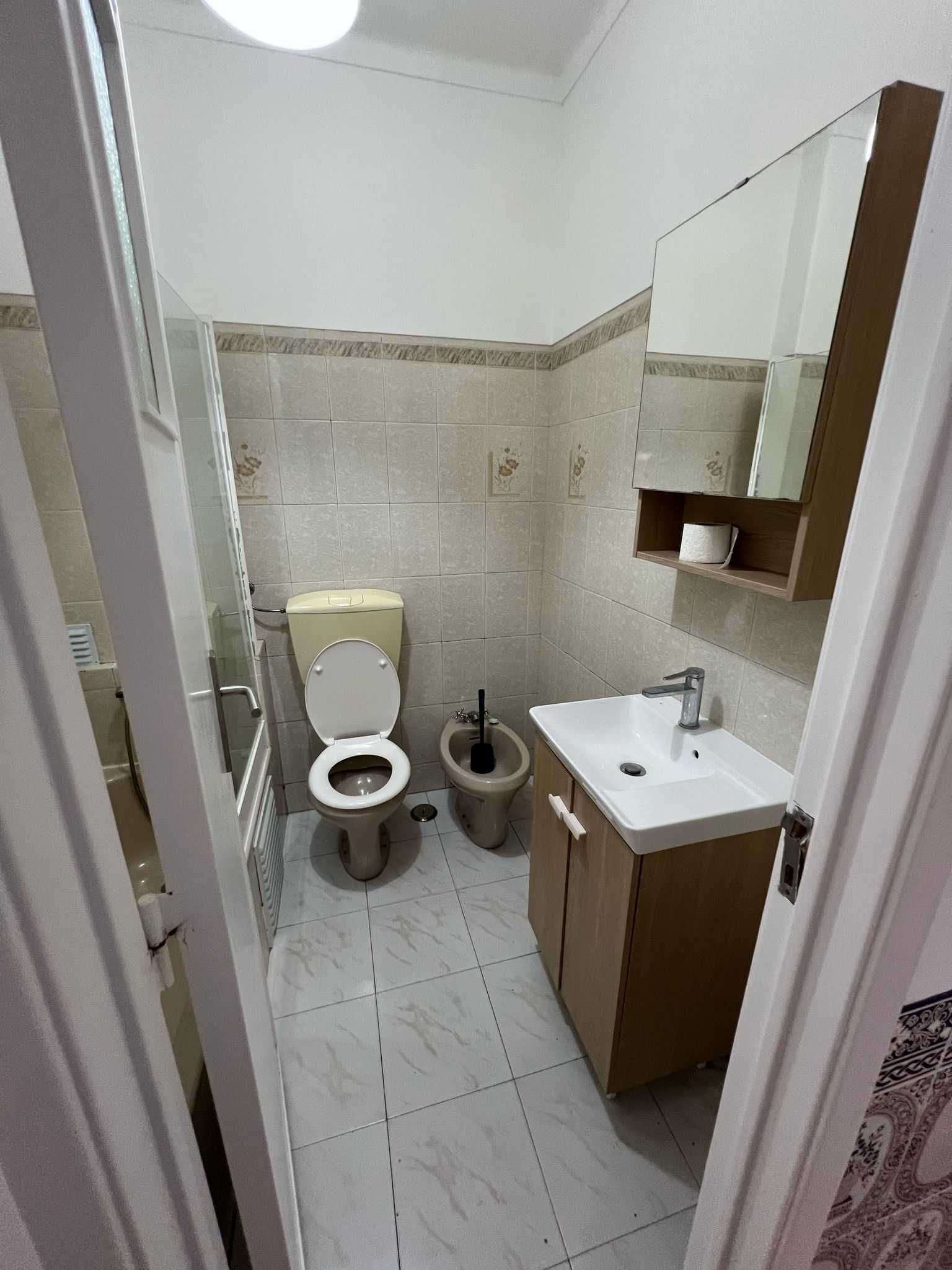 Arrendo Quarto Casal em Sacavém. Alugar Quarto Entrada Imediata