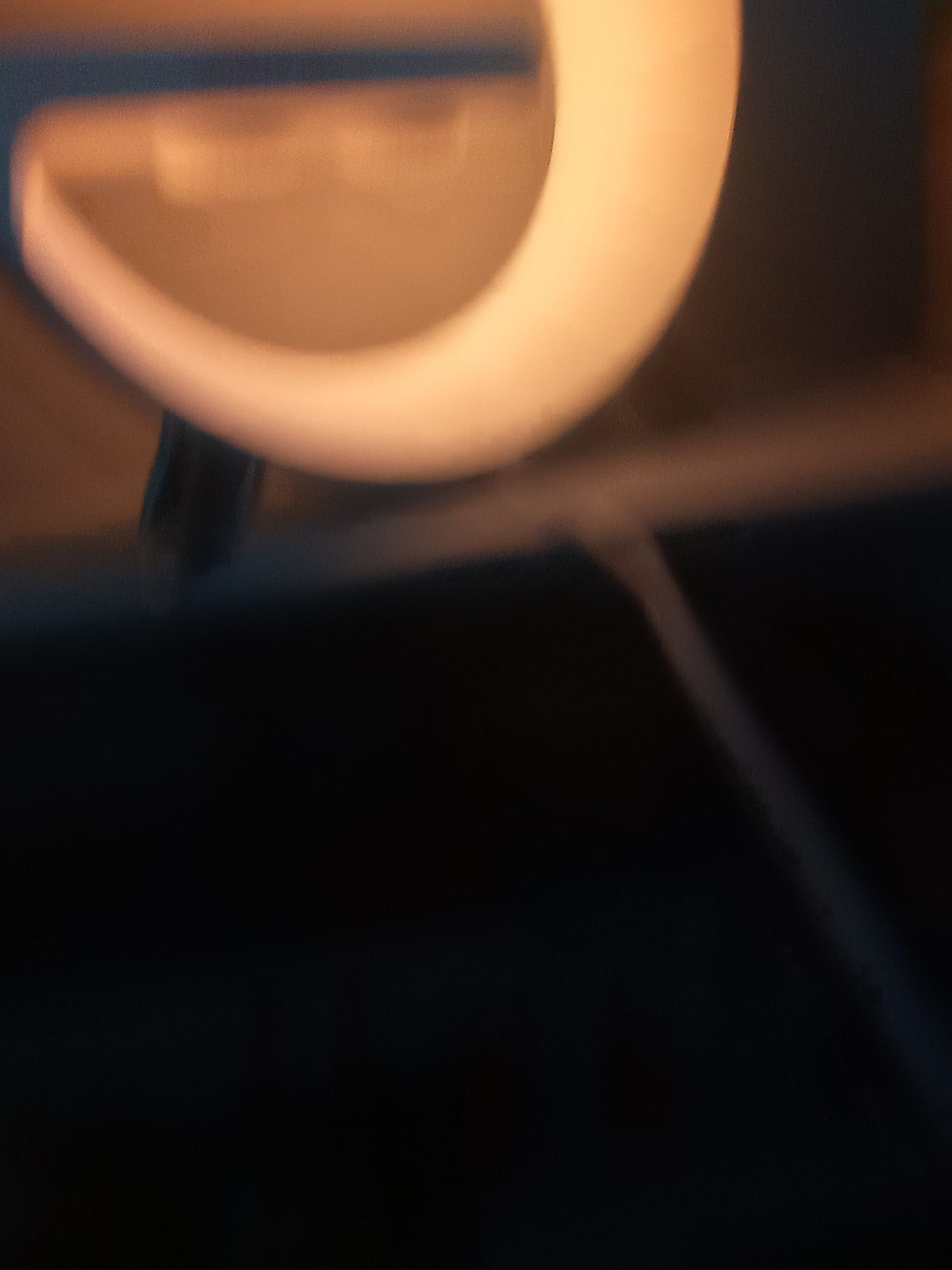 Światło, lampka, głośnik usb c, bluetooth