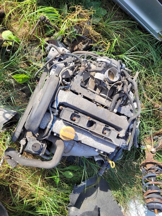 Silnik 1,8b Opel Zafira A