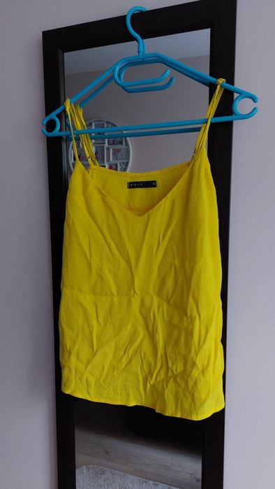 Bluzka top na ramiączkach Mohito