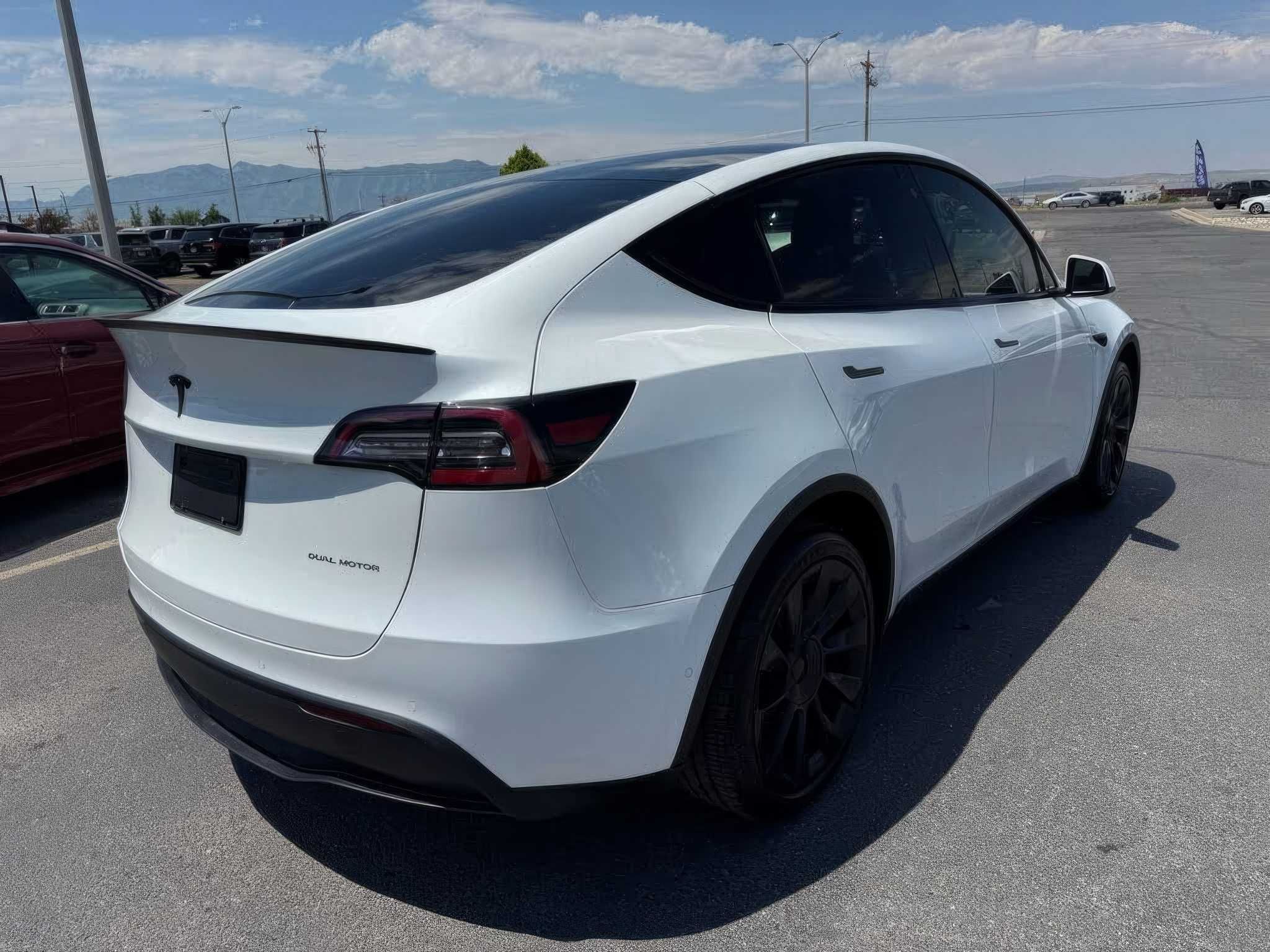 2020 Tesla Model Y Performance