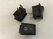 Włącznik wyłącznik klawiszowy 6A 250V ( do otworu 13x19,5 mm)
