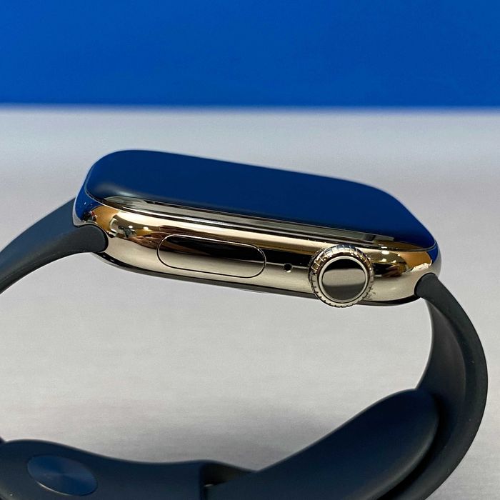 Apple Watch Series 10 GPS + Cellular (46mm) - Titanium Natural