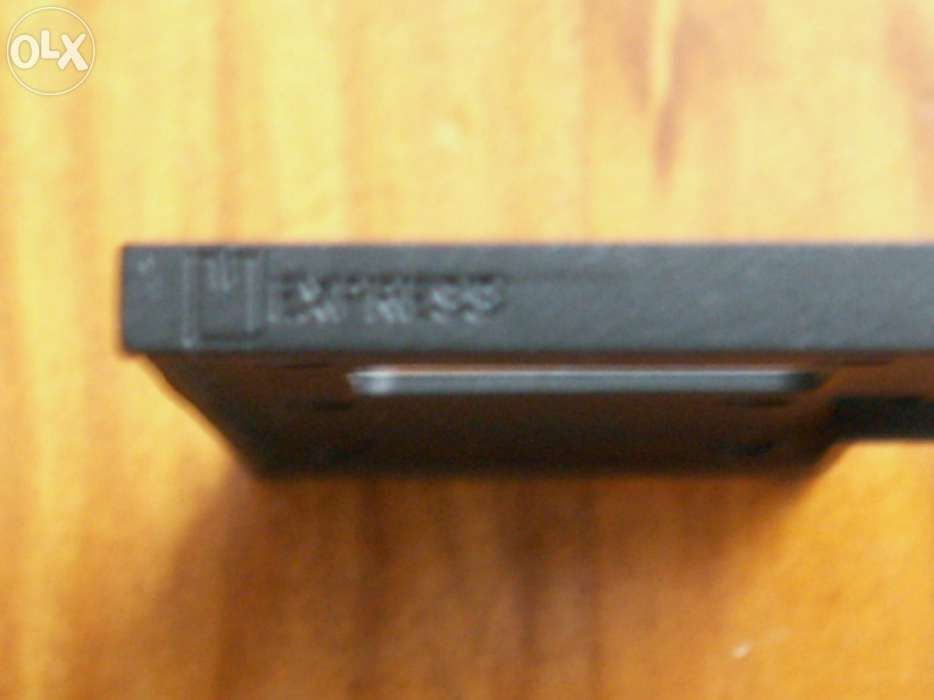 Asus Z53S - Tampa inferior porta Express