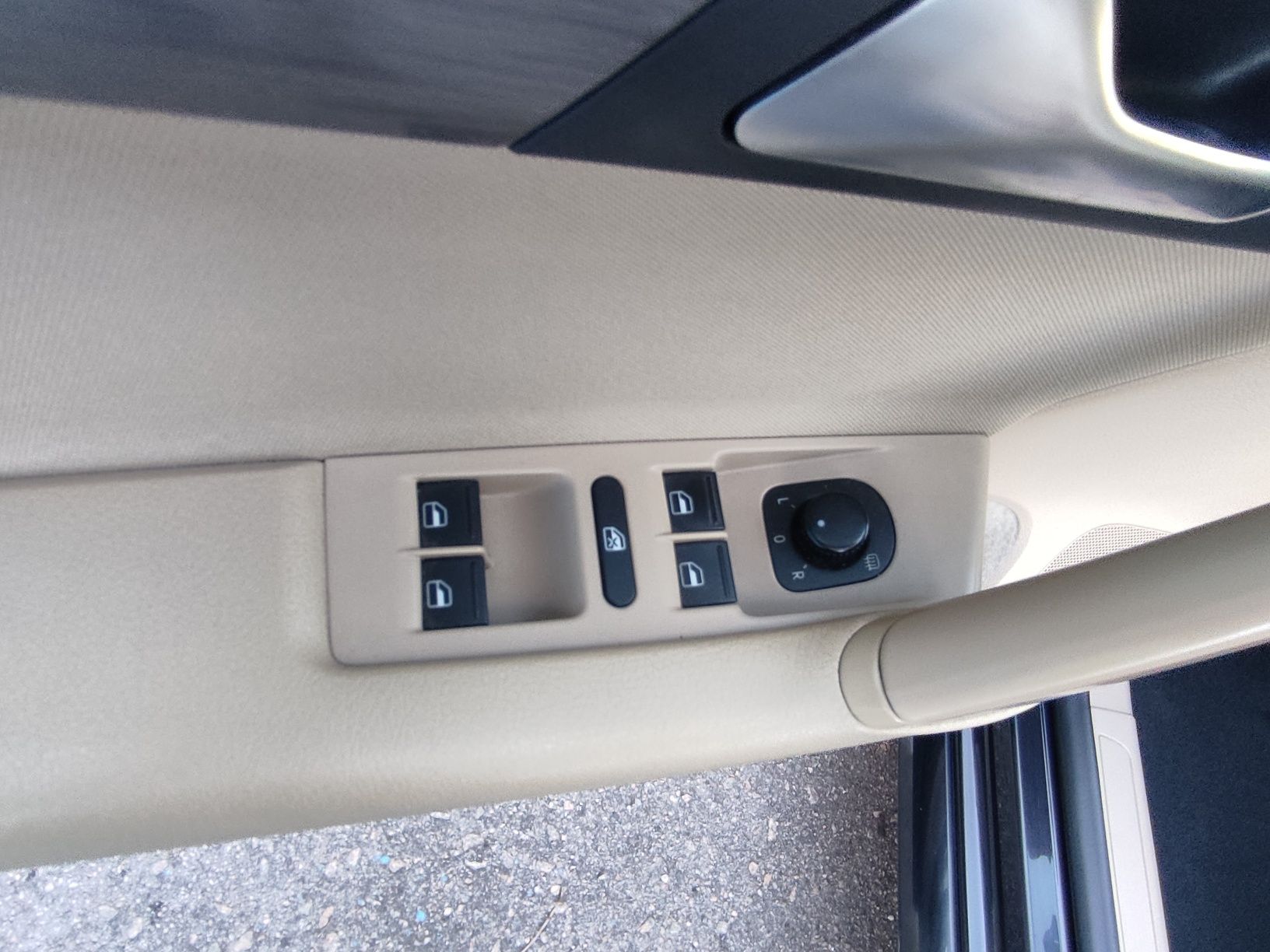 Авто VW Passat B7