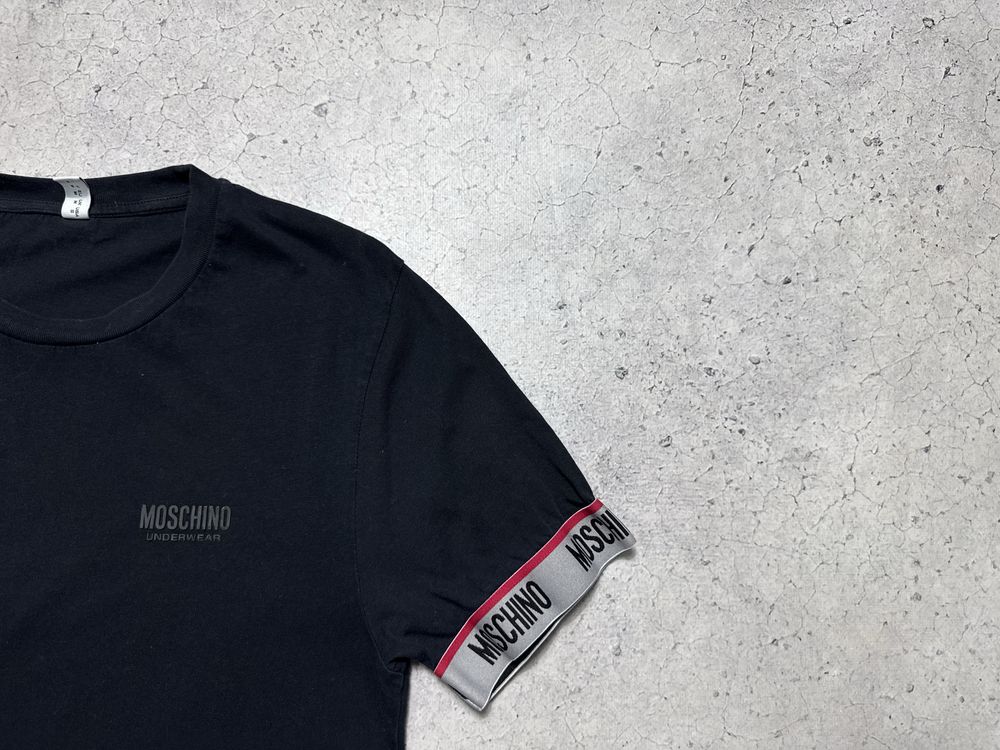 Мужская Футболка Moschino Luxury Черная Оригинал S-M