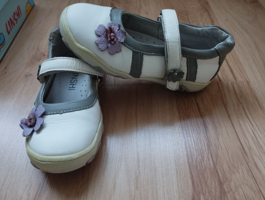 Buty na rzepy dla dziewczynki