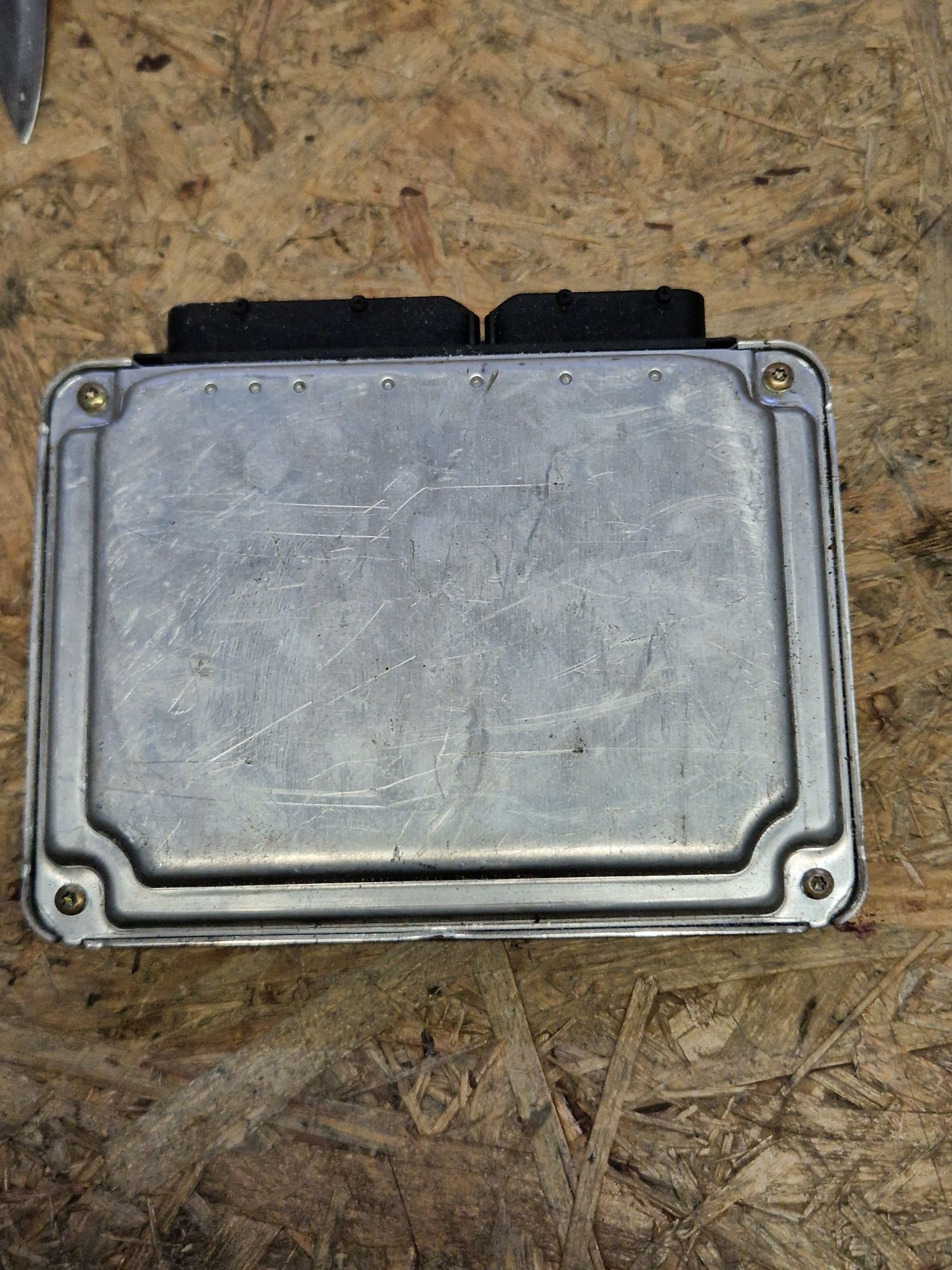 Komputer sterownik silnika Audi s4 b6 4.2 bbk 8e0.910.560
