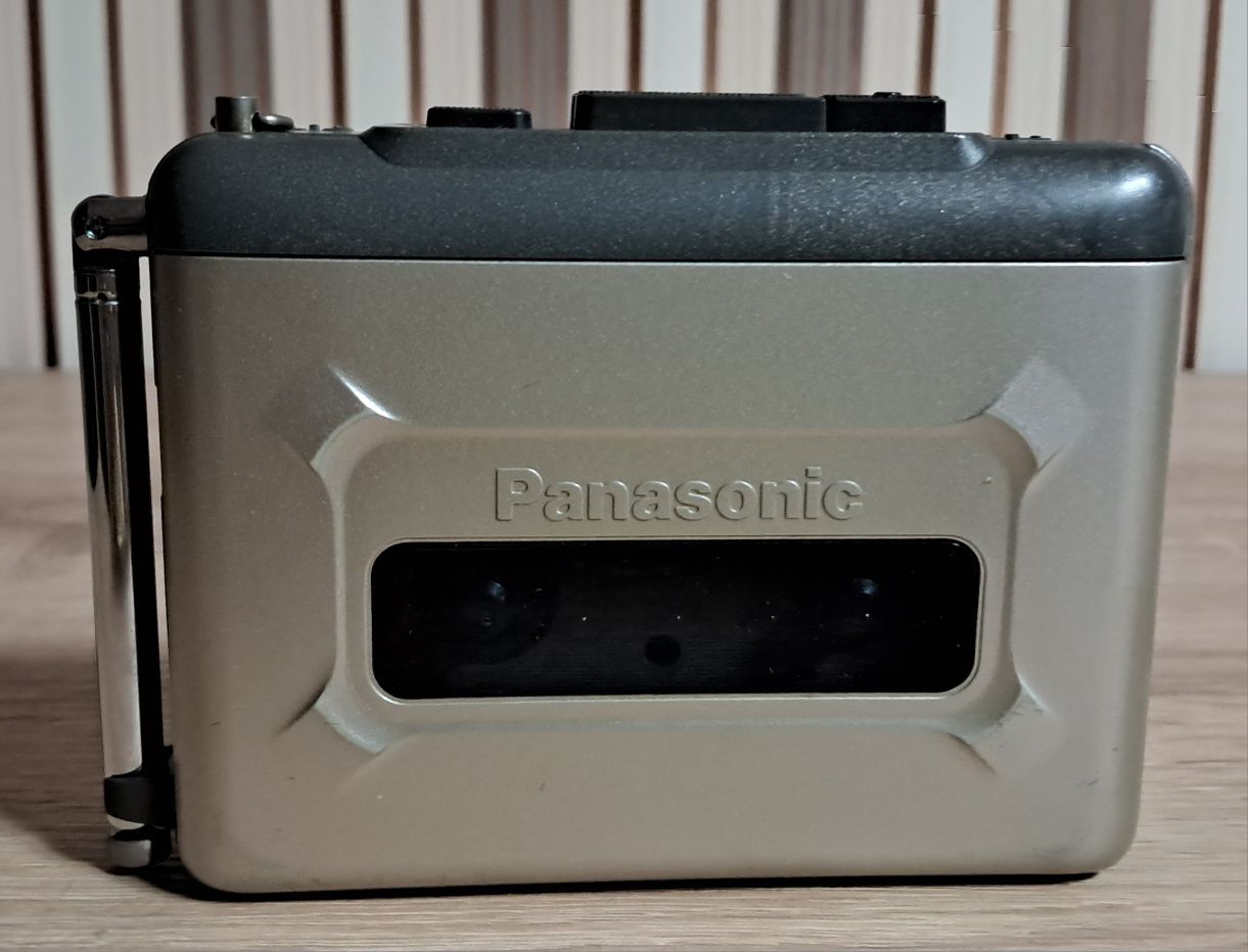 Продам диктофон Panasonic RQ-A320