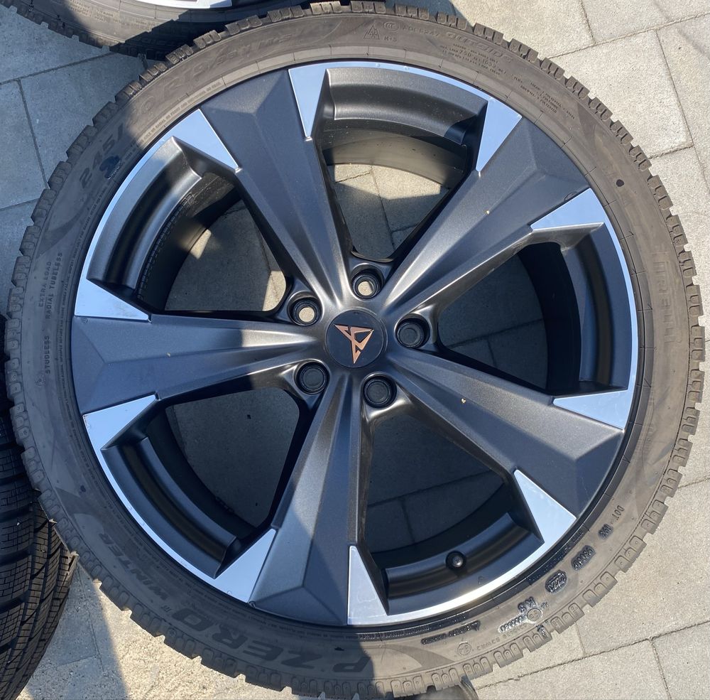 Alufelgi z oponami 245/40 R19 Seat Cupra Formentor 575 Ateca 5x112