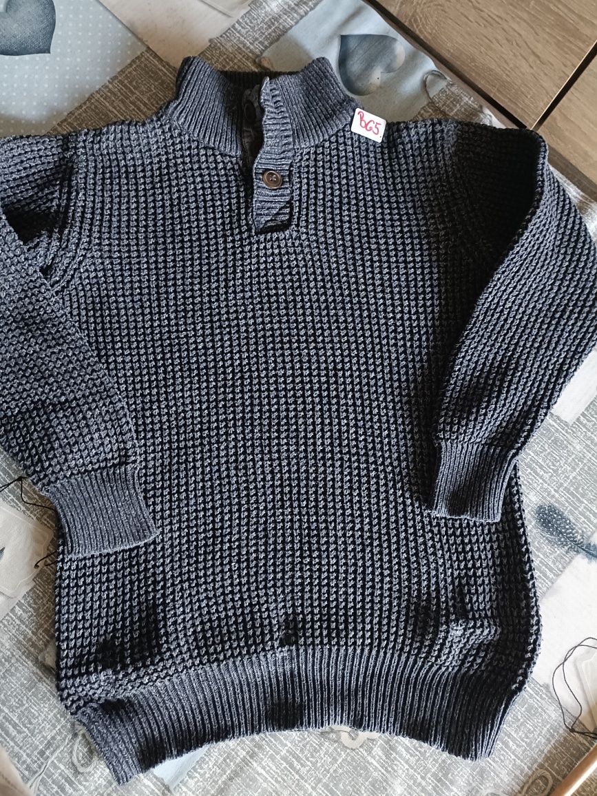 Sweter chłopięcy rozmiar 134/140 cubus