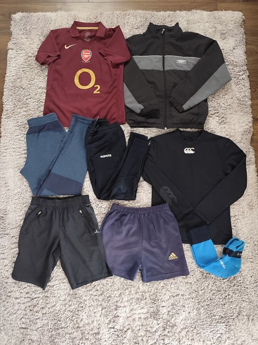 Ubrania sportowe koszulka Nike kurtka spodnie spodenki termo dres 128