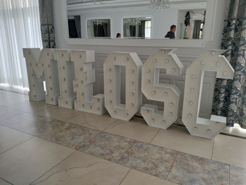 Napis led miłość