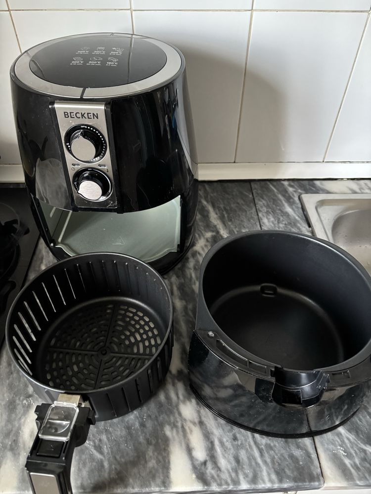 Airfryer (fritadeira sem Óleo) becken (Preto)