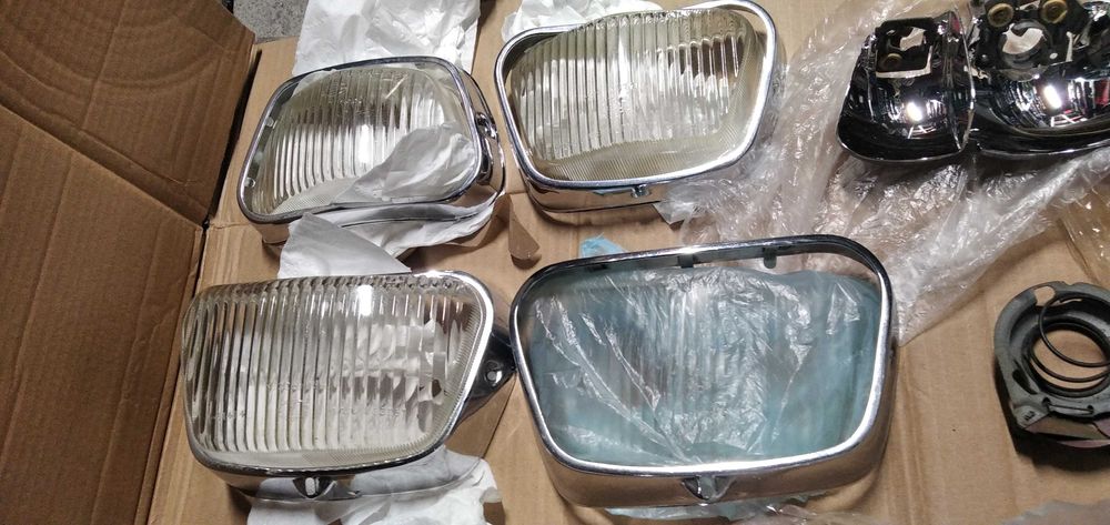 kierunkowskaz mercedes w110 klosz plus ramka nowy chrom