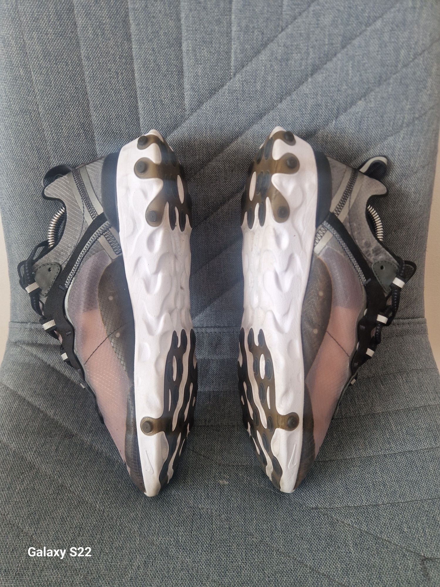 Buty Nike React Element