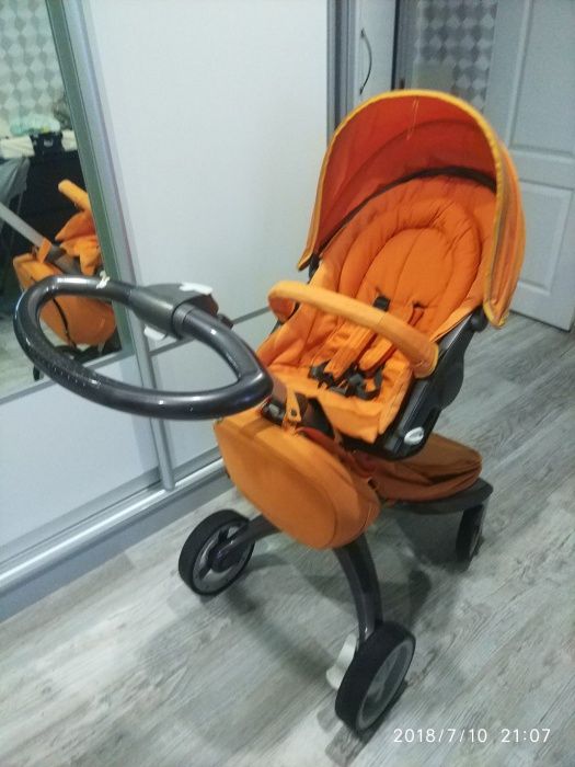 Продам коляску STOKKE 2в1