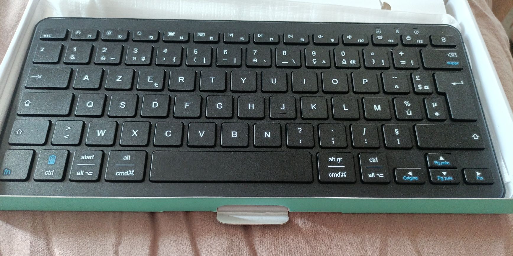 Klawiatura bluetooth