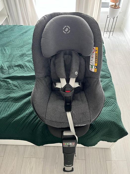 Maxi Cosi Pearl Pro z bazą 2wayfix Fotelik Maxi-Cosi Pearl Pro i-size