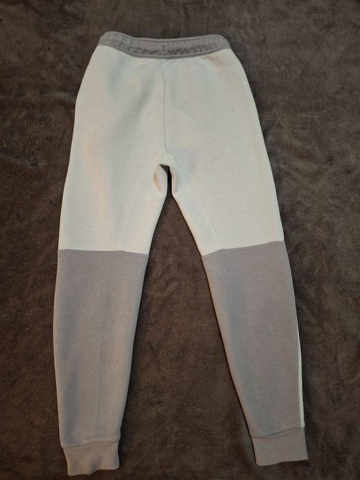 Spodnie dresowe Nike Tech