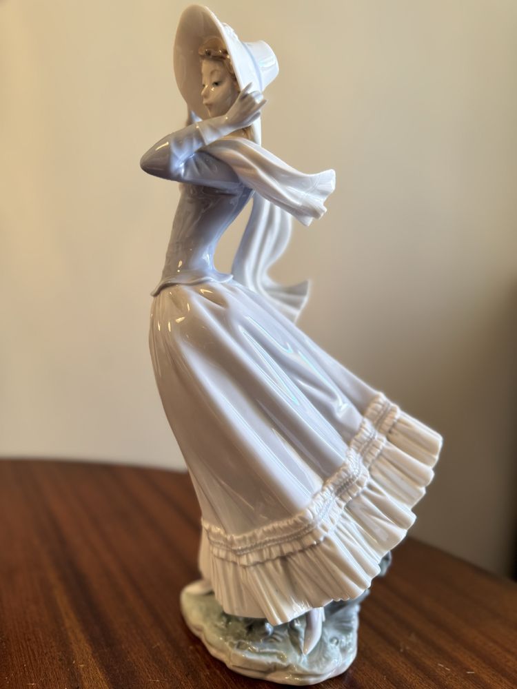Figura de porcelana Llandro 4936