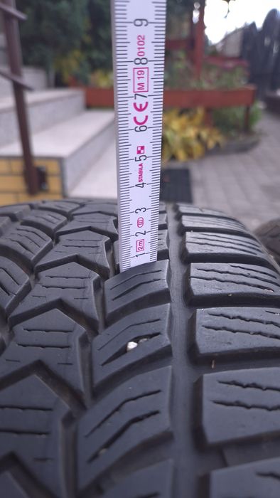 Opony zimowe DĘBICA Frigo HP2 205/55/16 6mm komplet