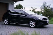 Opel Astra GTC 2008 r 1.8 140 KM