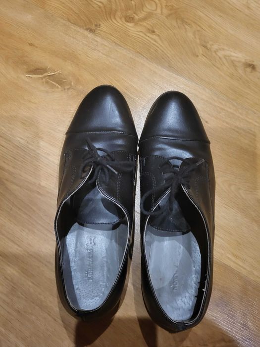 Buty skórzane czarne