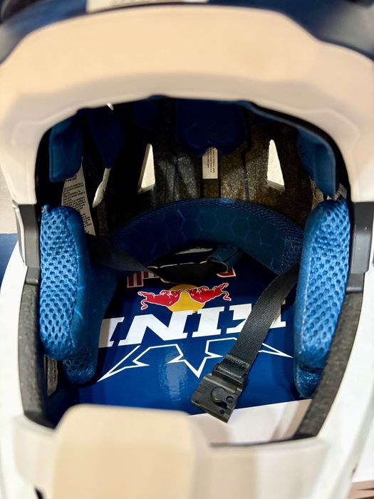 Szczękowy kask na rower MTB Kini Red Bull EC 1.0 niebiesko biały