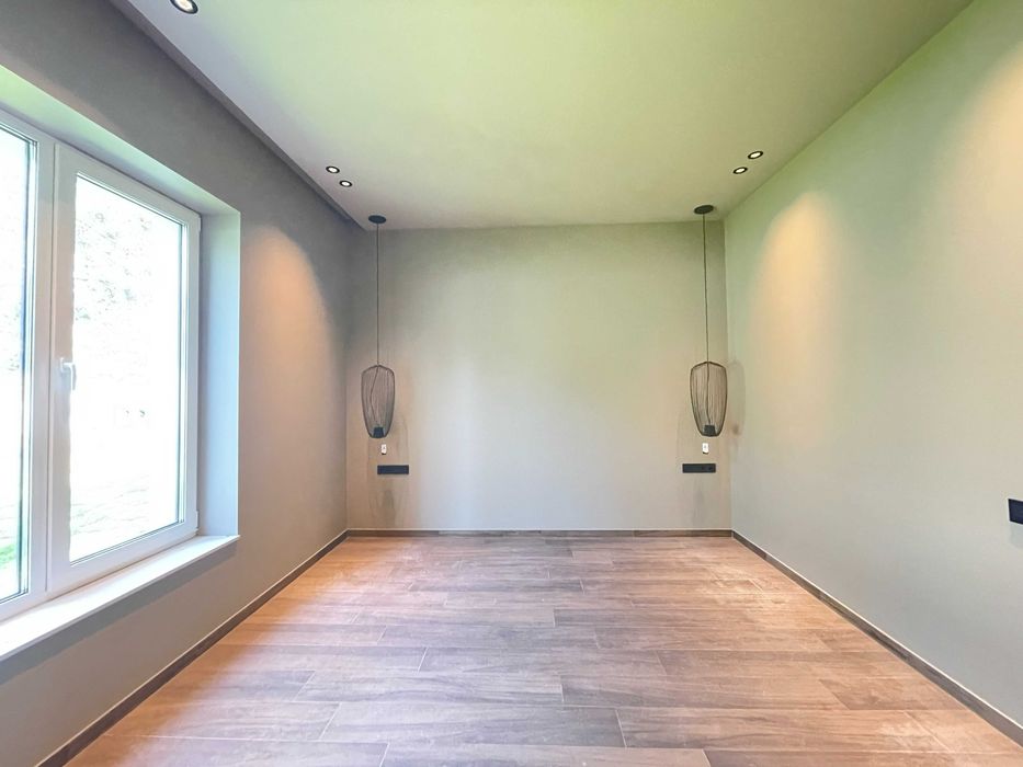 Одноповерховий котедж з ремонтом в КМ біля лісу!