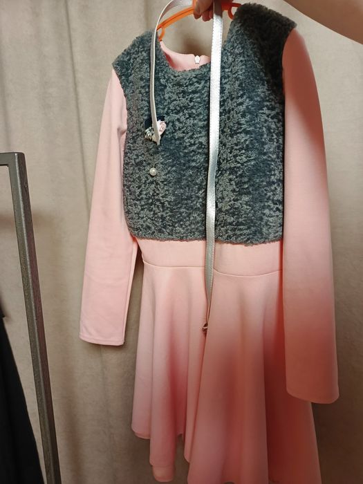 Плаття на дівчинку