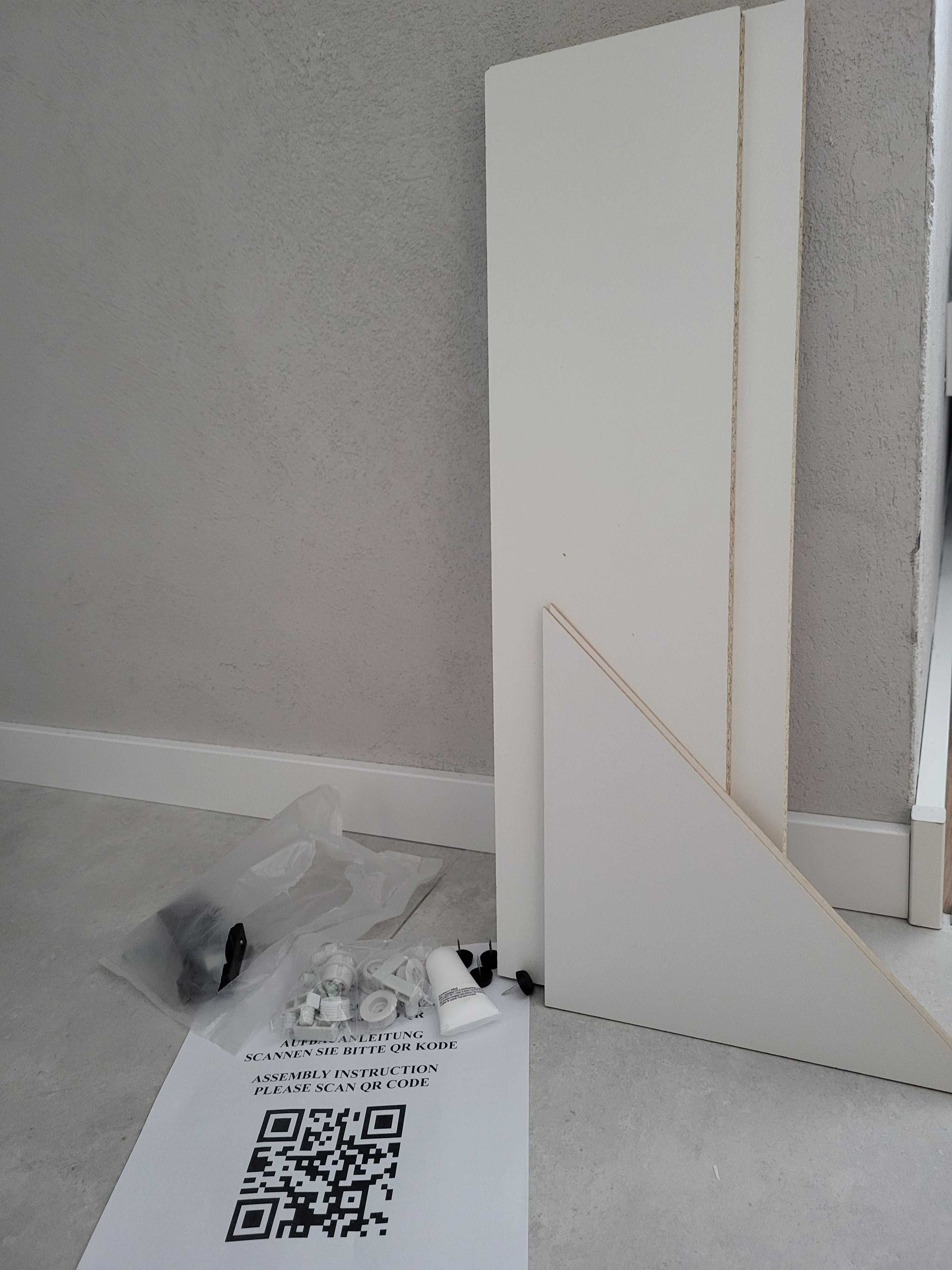 Wisząca szafka na buty 3 poziomowa
