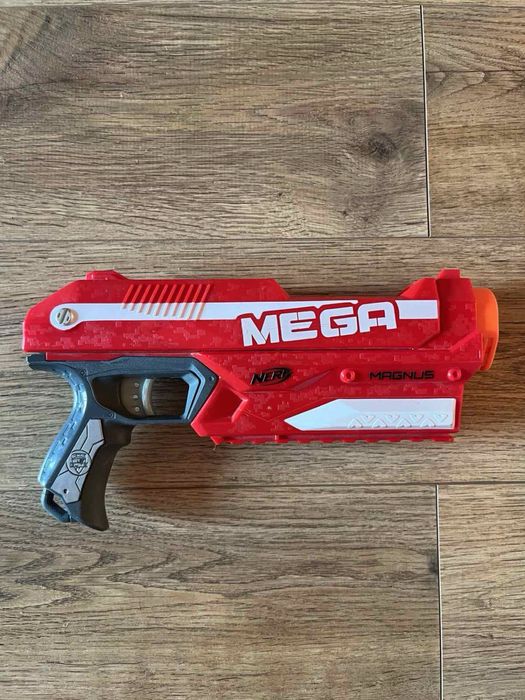 Продам бластер Nerf Mega Magnus