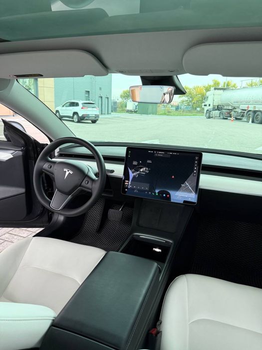 Tesla Model 3 dual motor 2021 год