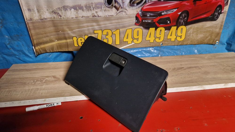 Schowek Honda Stream