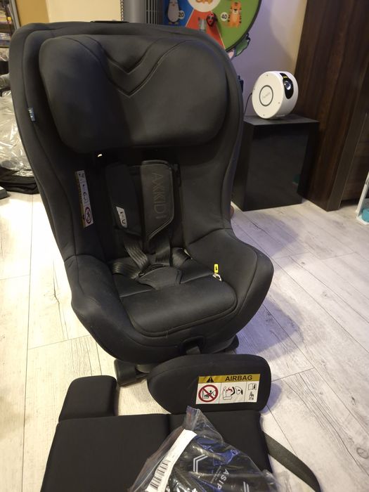 Axkid Minikid 3.0 - RWF fotelik samochodowy | PREMIUM Shell Black